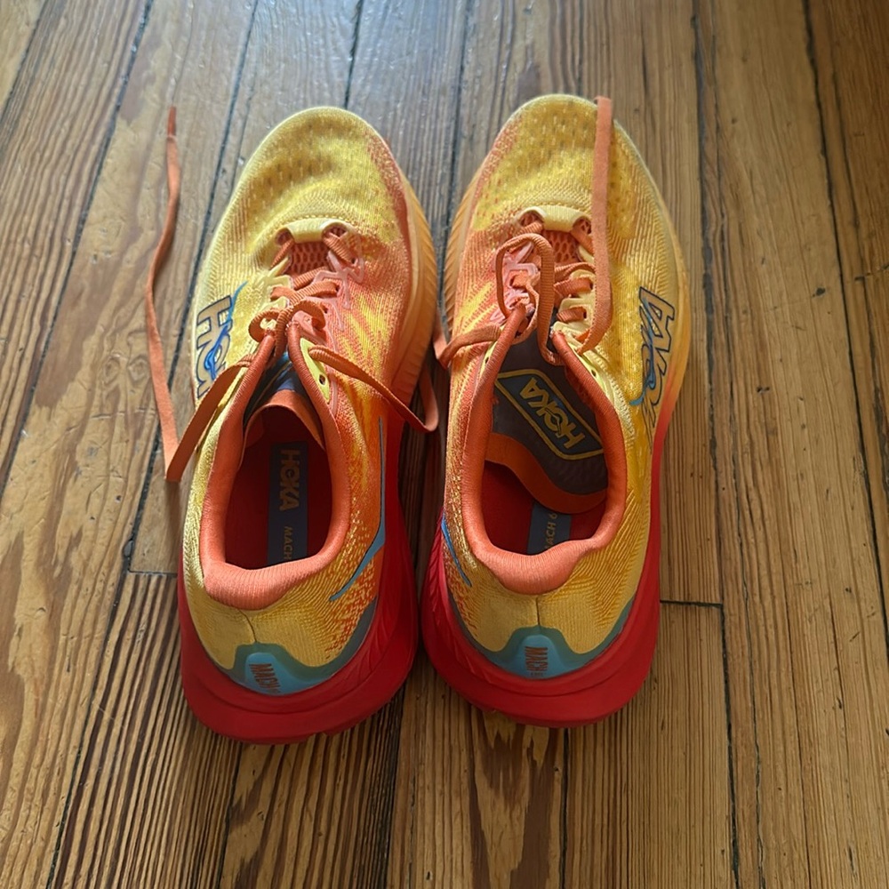 Women’s Hoka Mach 6